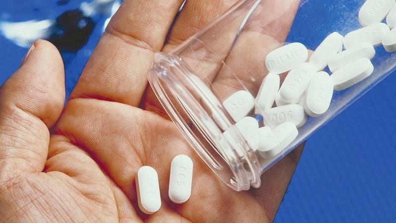 دراسة تحذر من الإفراط في تناول المسكنات دون استشارة طبية