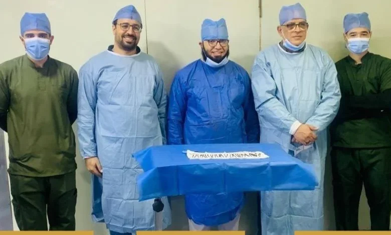 معجزة طبية.. فريق طبي ينجح في إزالة 34 مسمارًا من معدة مريضة