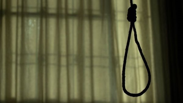 أزمة نفسية تنهي حياة تاجر دراجات نارية في الطالبية.. كيف تقود الأزمات النفسية إلى قرارات مأساوية؟