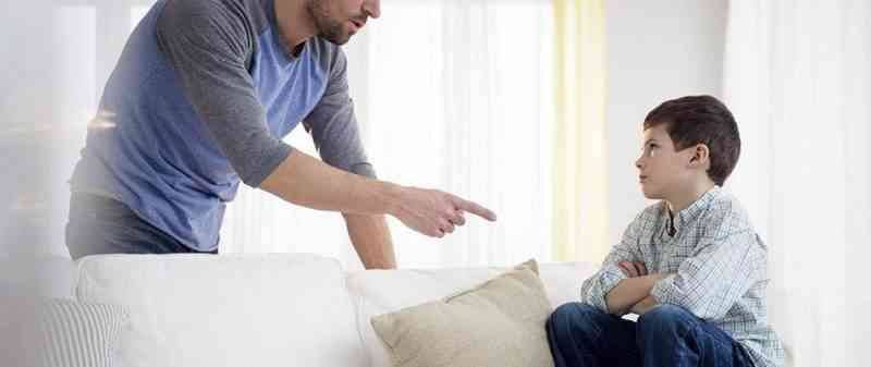 تحت ظل أب نرجسي: كيف ينشأ الأطفال بين الخوف وإرضاء الآخر؟