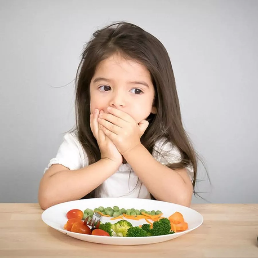 د. أسماء صلاح تحذر: طفلك الانتقائي في الأكل ممكن يكون ناقصه زنك وبروتين