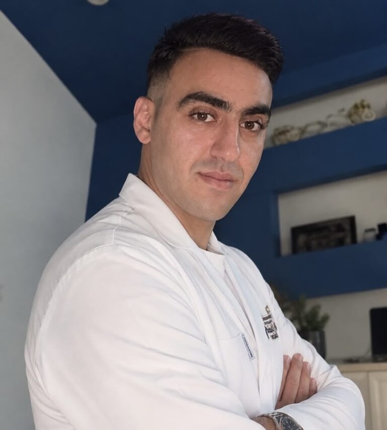 دكتور خالد نبيل سالم